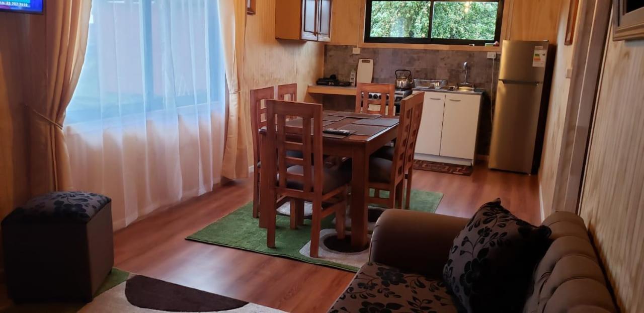 Cabanas P Y R Los Canelos Hornopiren Exterior foto